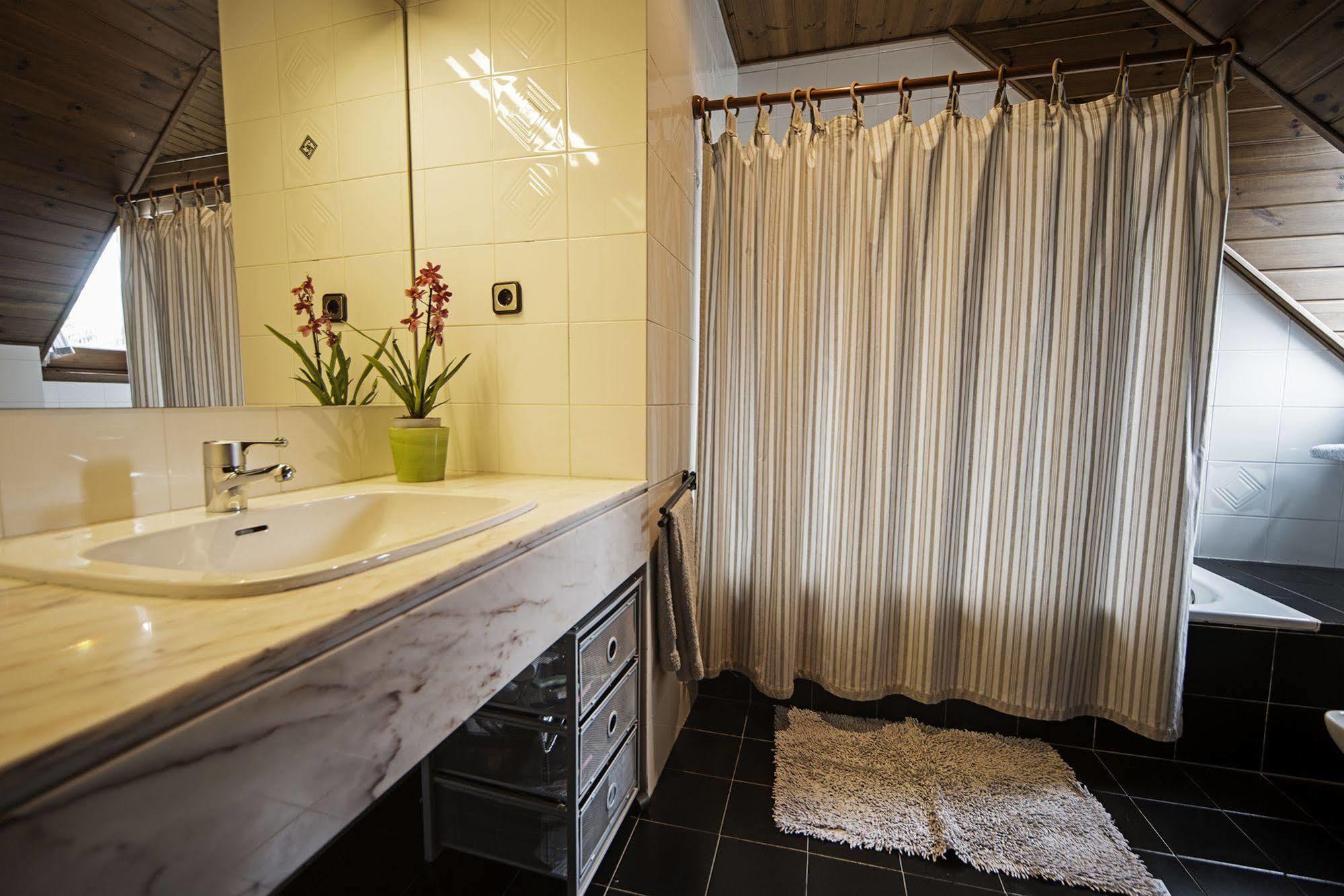 Chalet Casa Pepe เบียญา ภายนอก รูปภาพ
